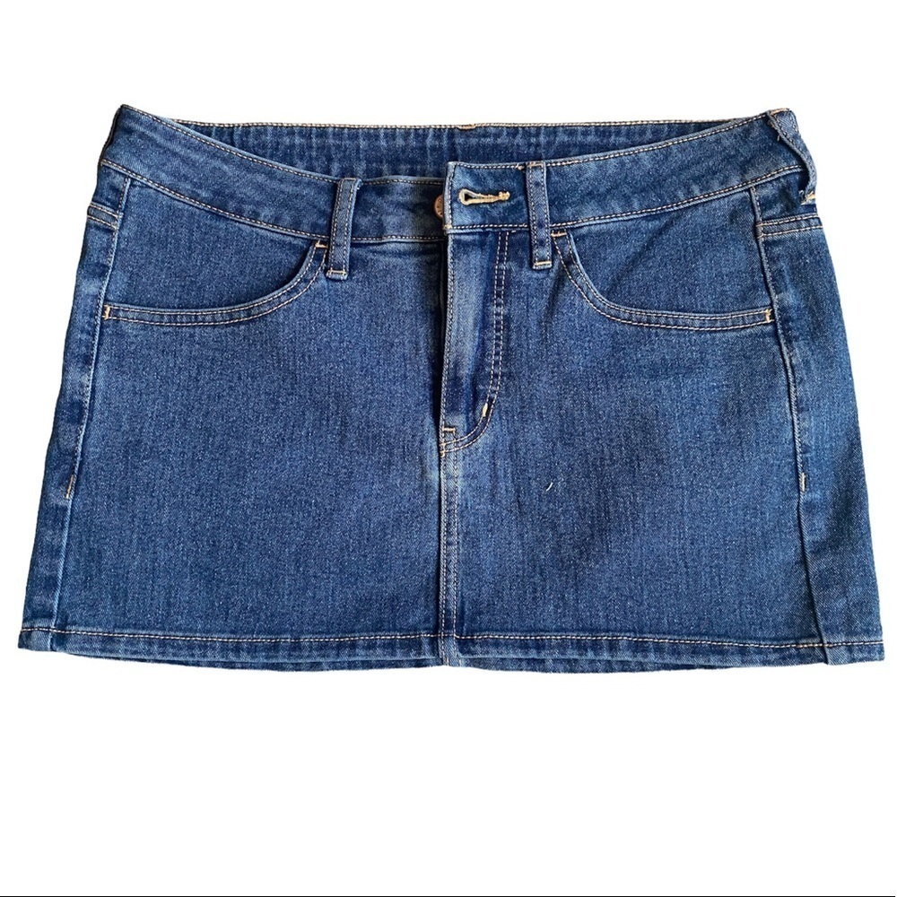 Divided H&M Size 8 EUC Pocketed Denim Jean Mini Skirt - Picture 1 of 3